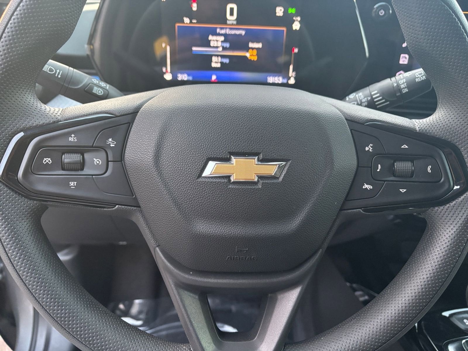 Thumbnail: 2025 Chevrolet Trax - 28