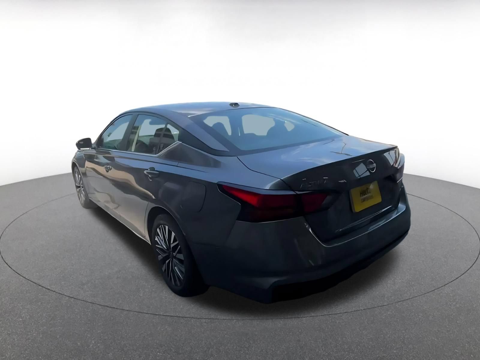 Thumbnail: 2026 Nissan Altima - 10
