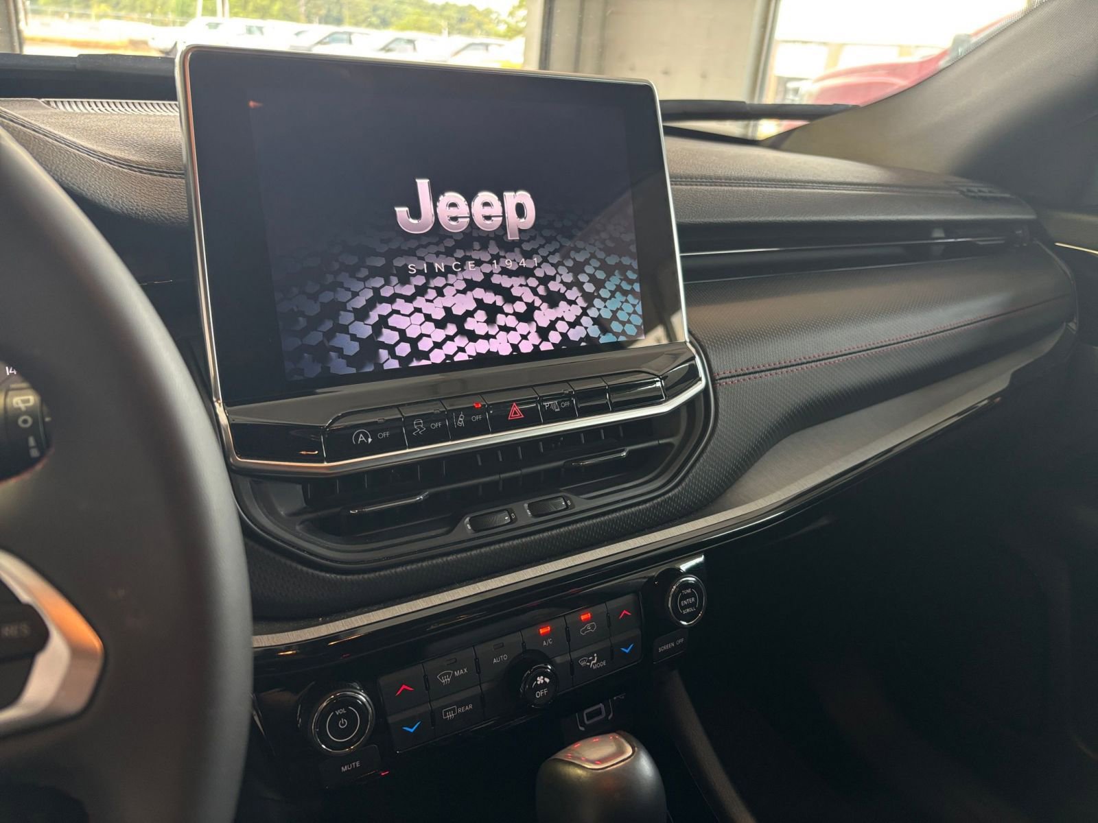 Thumbnail: 2025 Jeep Compass - 21