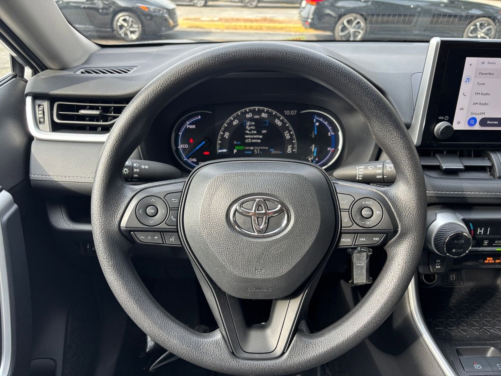 Thumbnail: 2025 Toyota RAV4 - 28