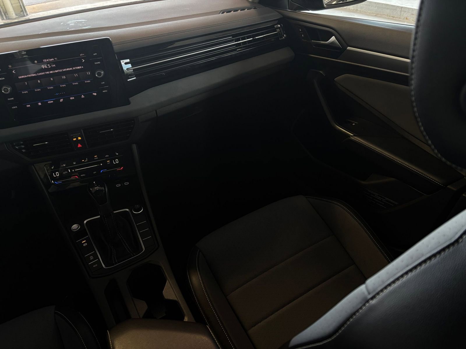 Thumbnail: 2025 Volkswagen Jetta - 34