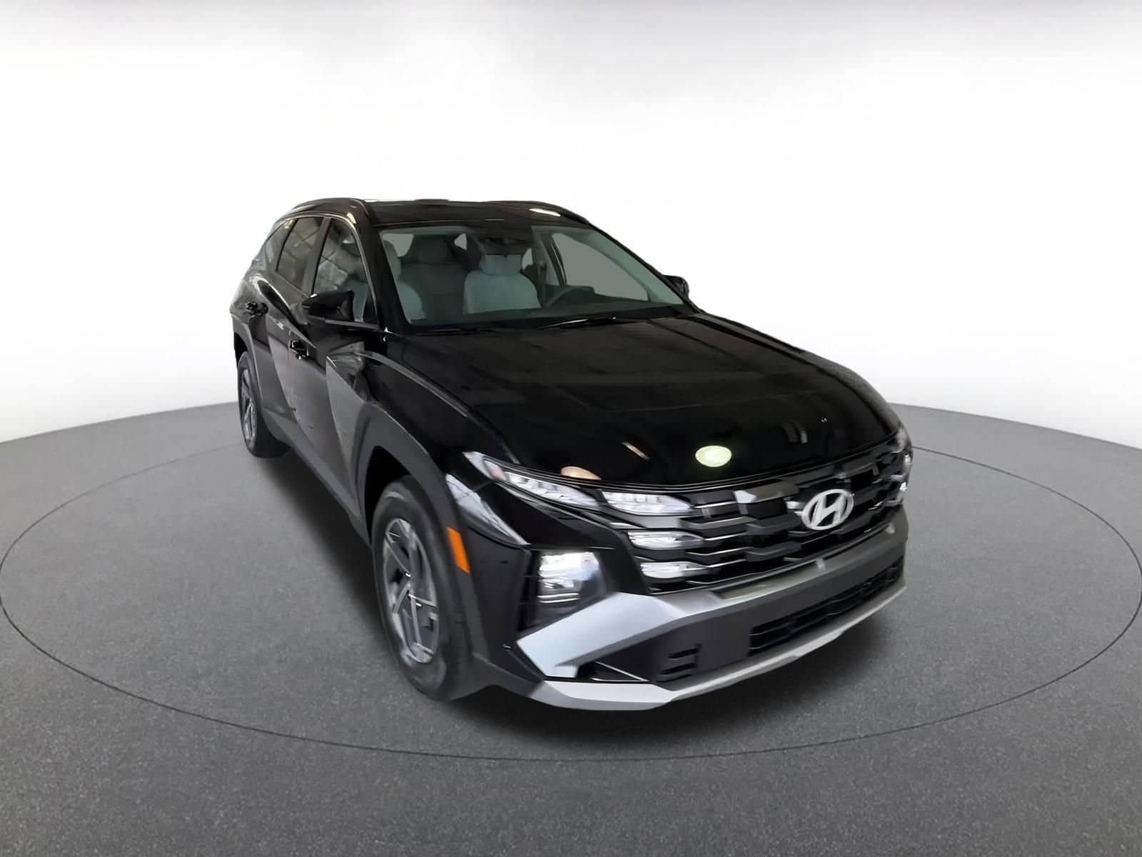 Thumbnail: 2025 Hyundai Tucson - 3