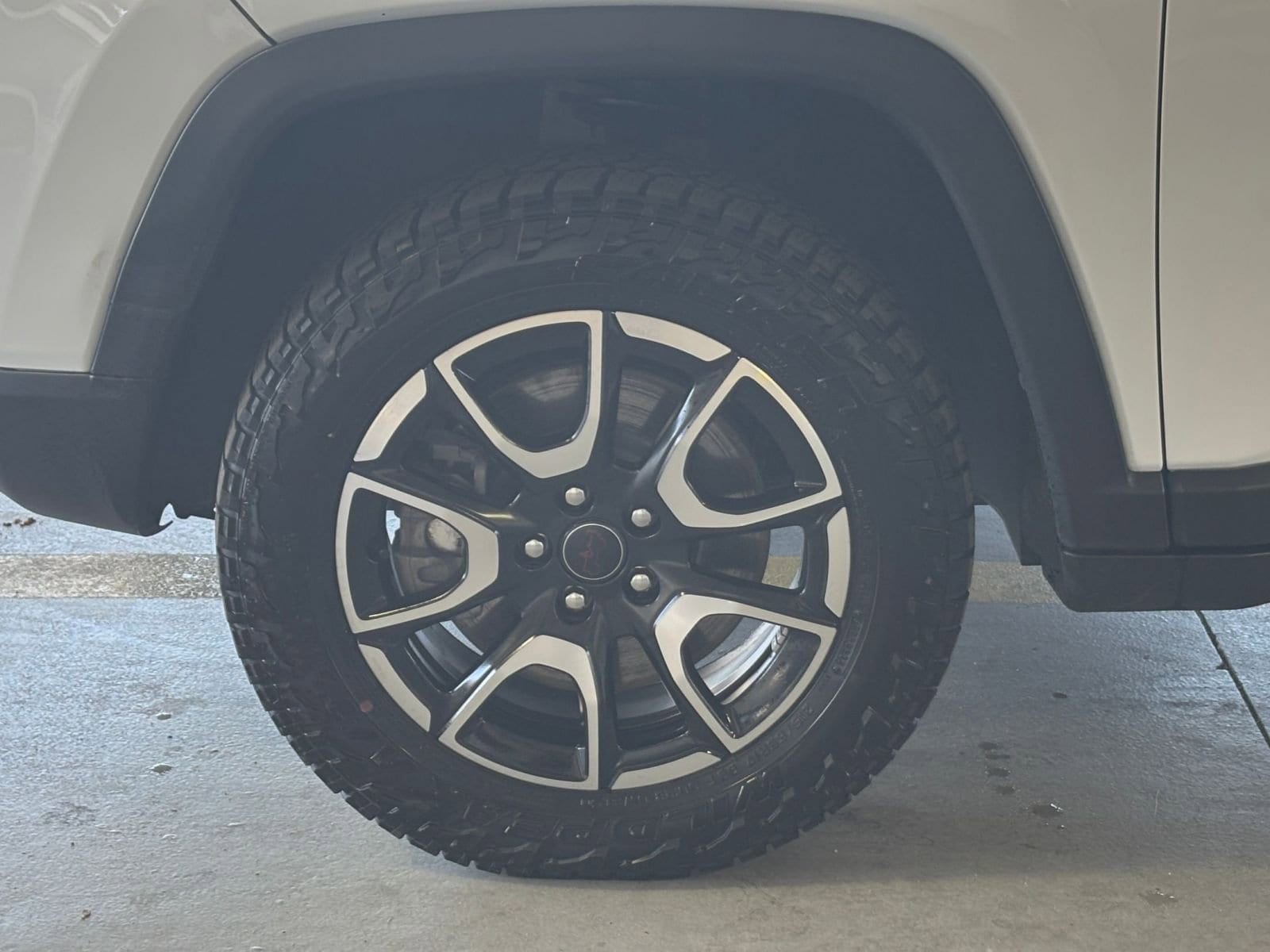 Thumbnail: 2025 Jeep Compass - 29