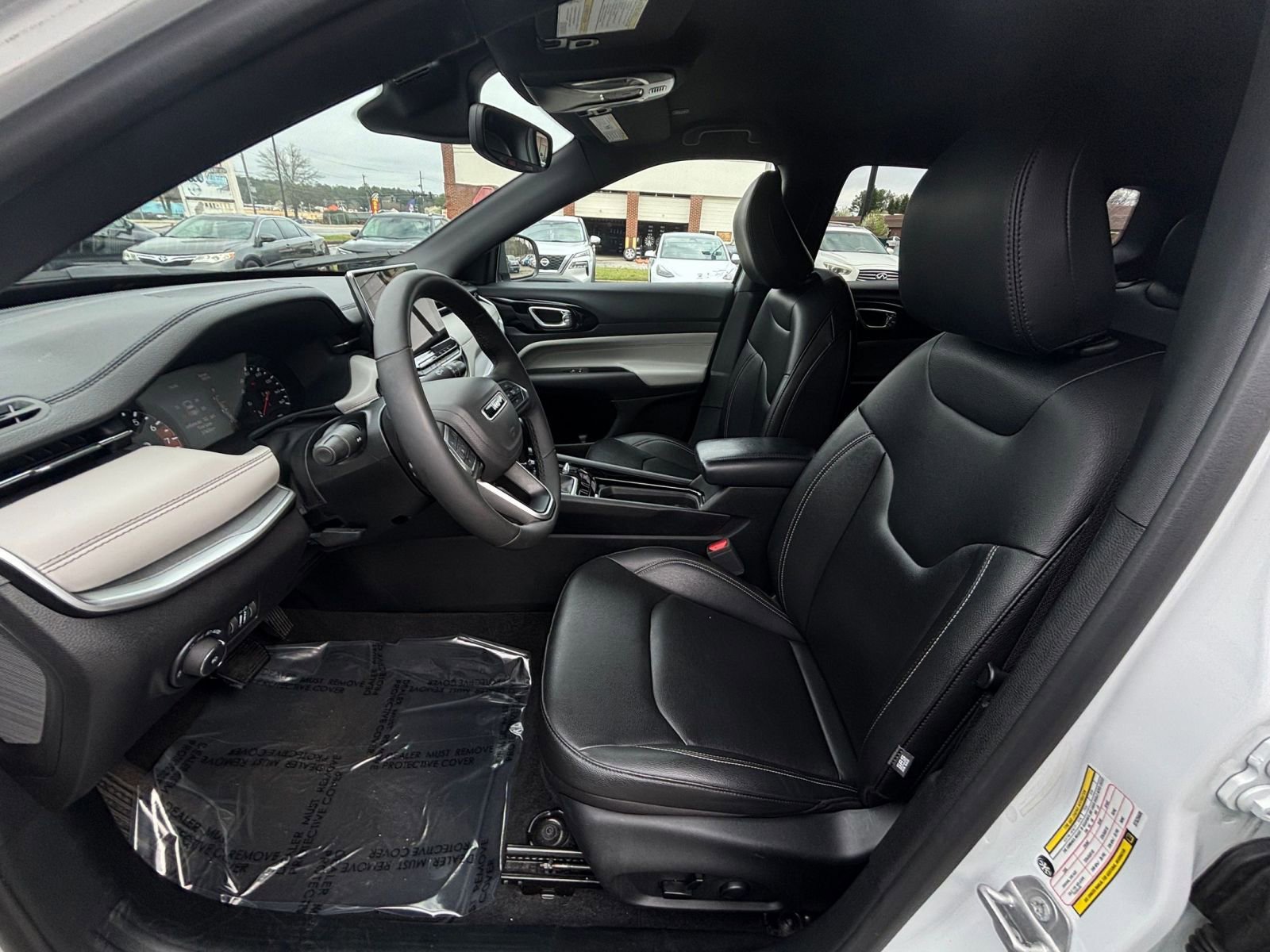 Thumbnail: 2025 Jeep Compass - 31