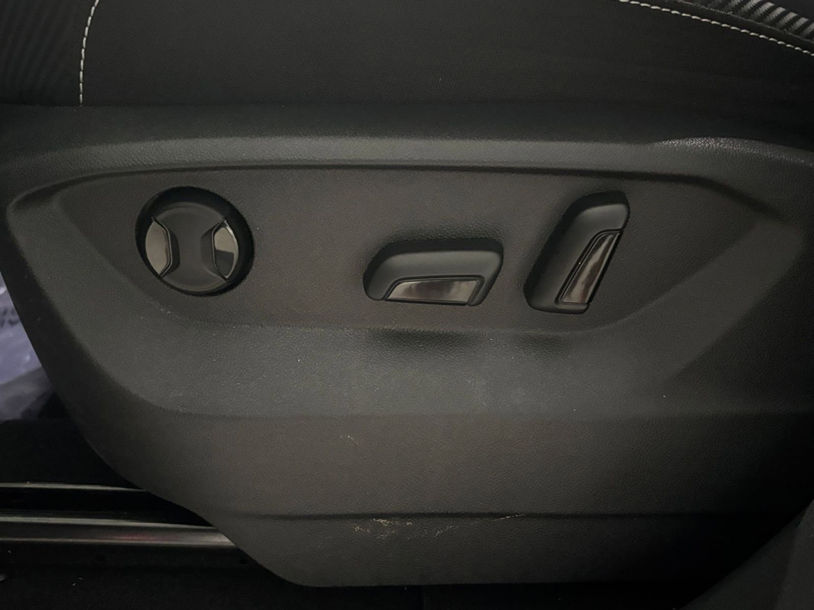 Thumbnail: 2025 Volkswagen Atlas - 23