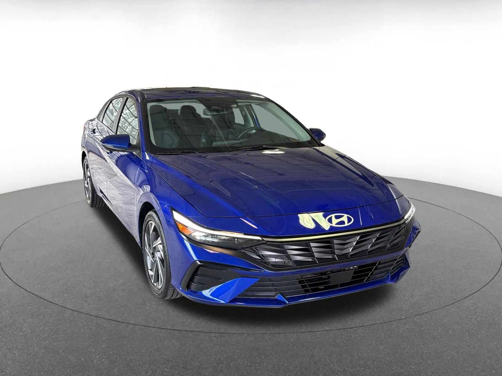 Thumbnail: 2025 Hyundai Elantra - 1