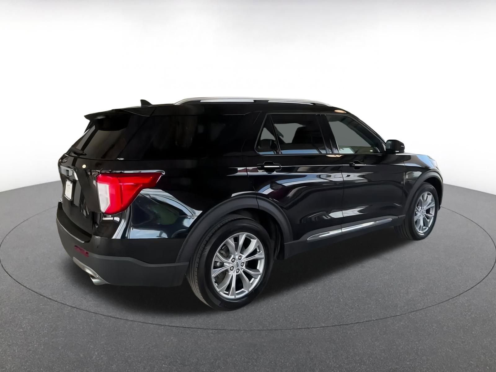 Thumbnail: 2024 Ford Explorer - 31