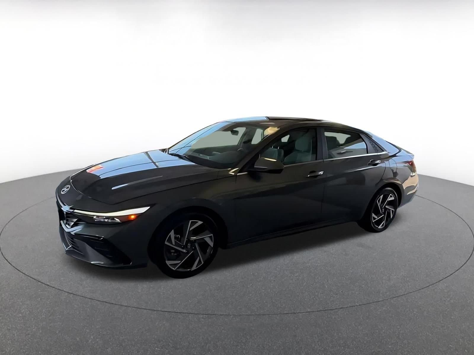 Thumbnail: 2025 Hyundai Elantra - 6