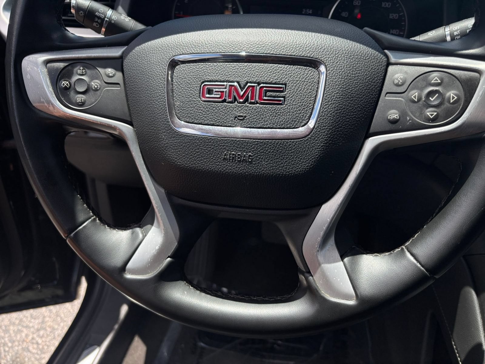 Thumbnail: 2023 GMC Acadia - 30
