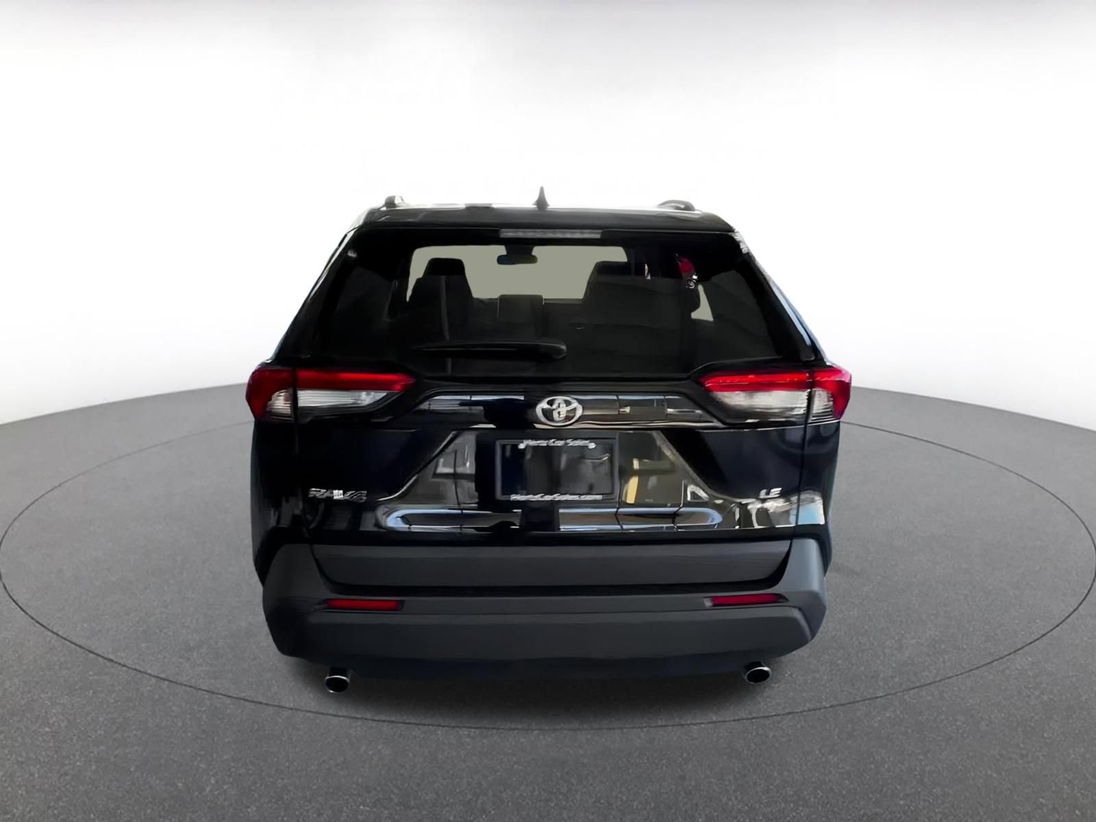 Thumbnail: 2025 Toyota RAV4 - 11