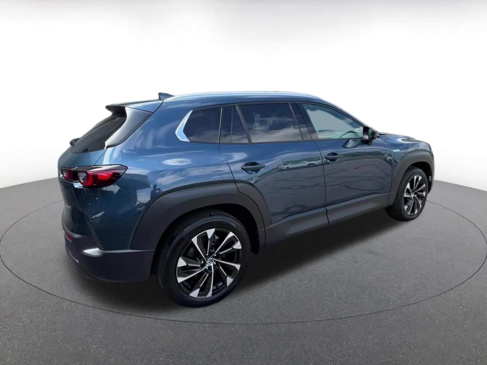 Thumbnail: 2025 Mazda CX-50 - 13