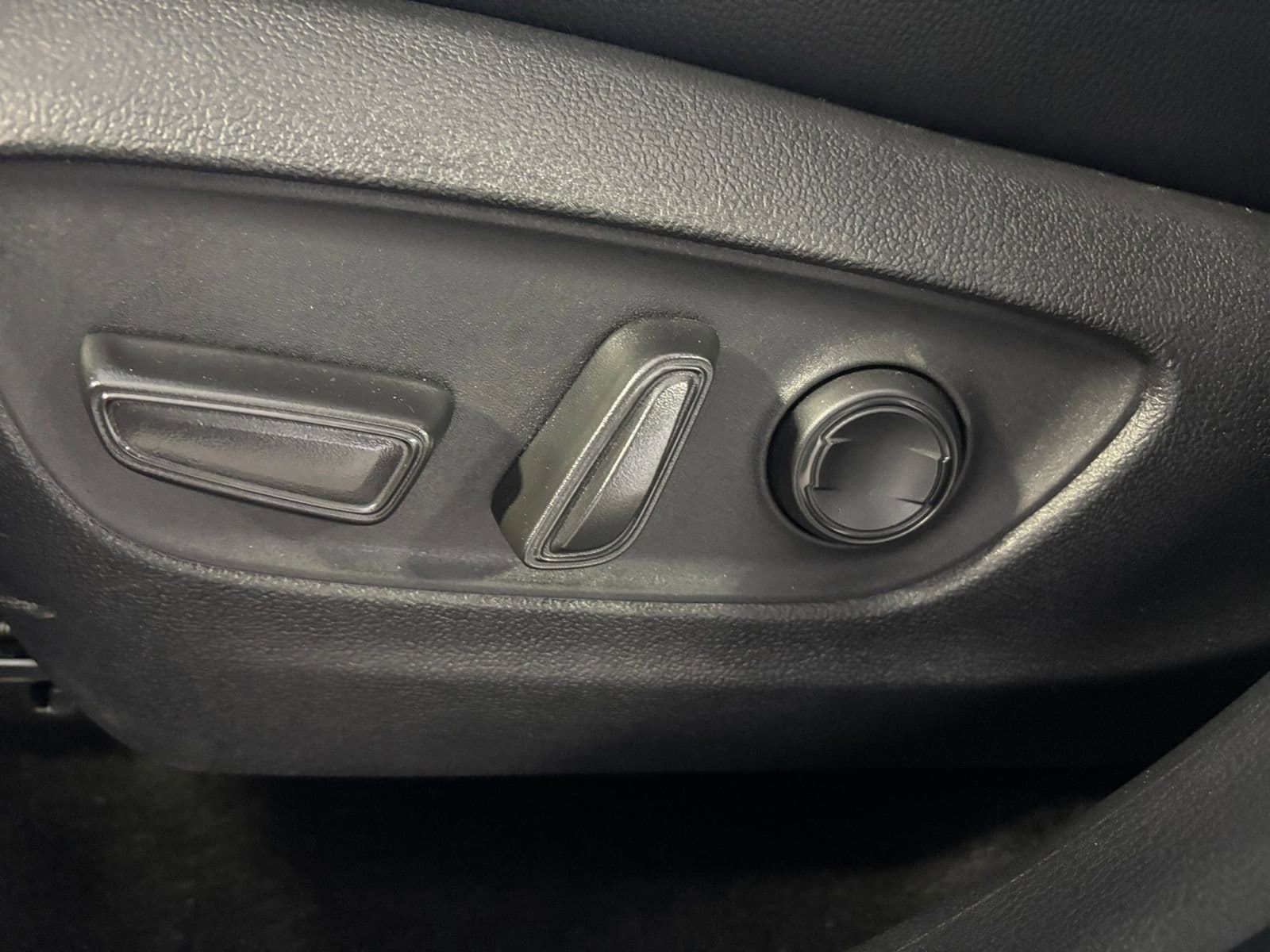 Thumbnail: 2025 Toyota Grand Highlander - 29