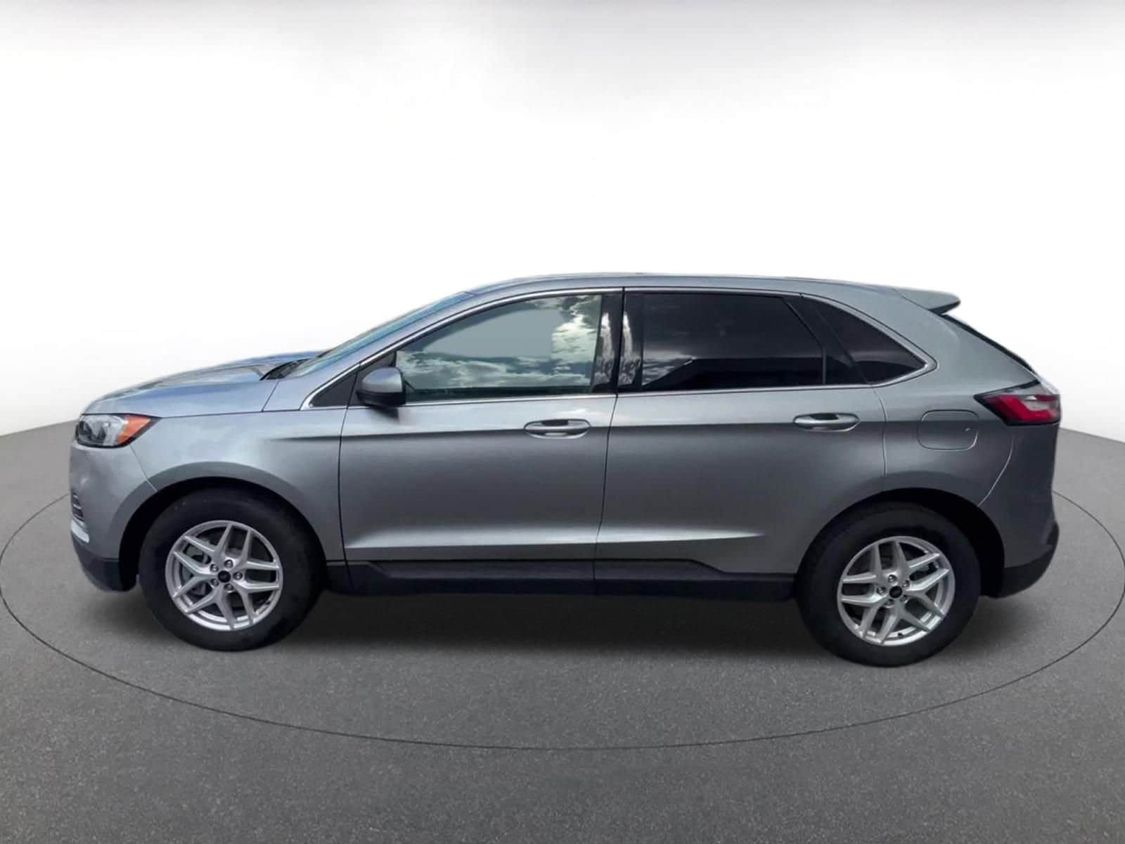 Thumbnail: 2024 Ford Edge - 15