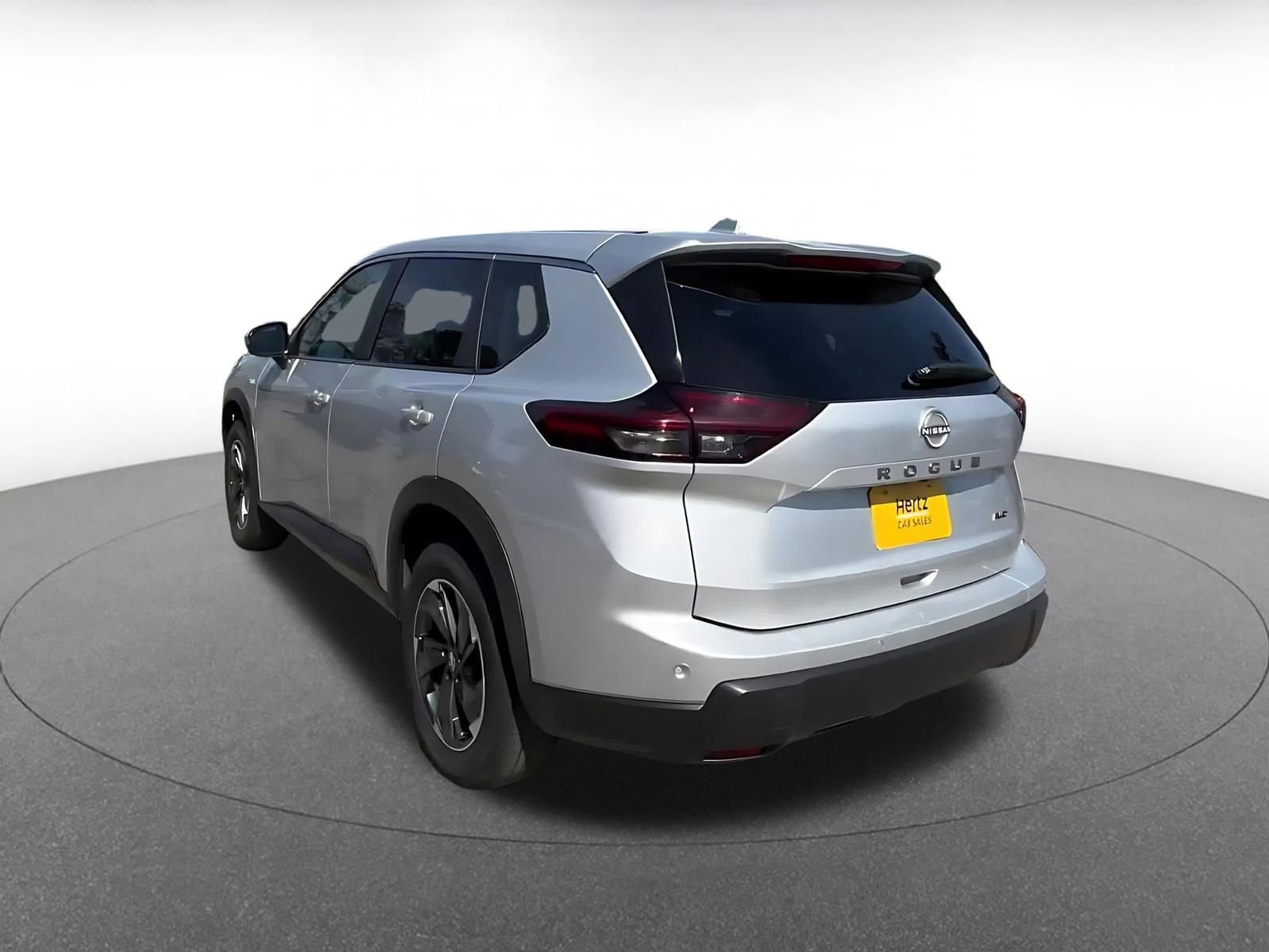 Thumbnail: 2025 Nissan Rogue - 16
