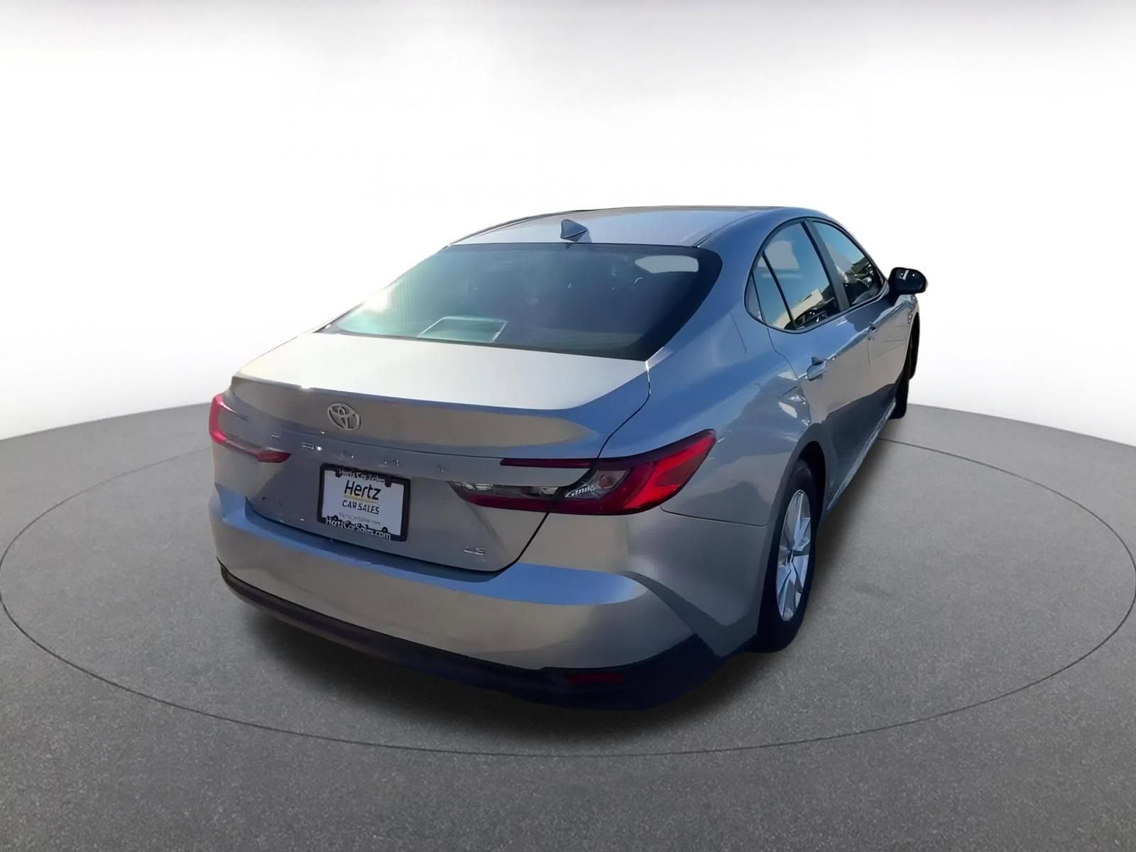 Thumbnail: 2025 Toyota Camry - 11