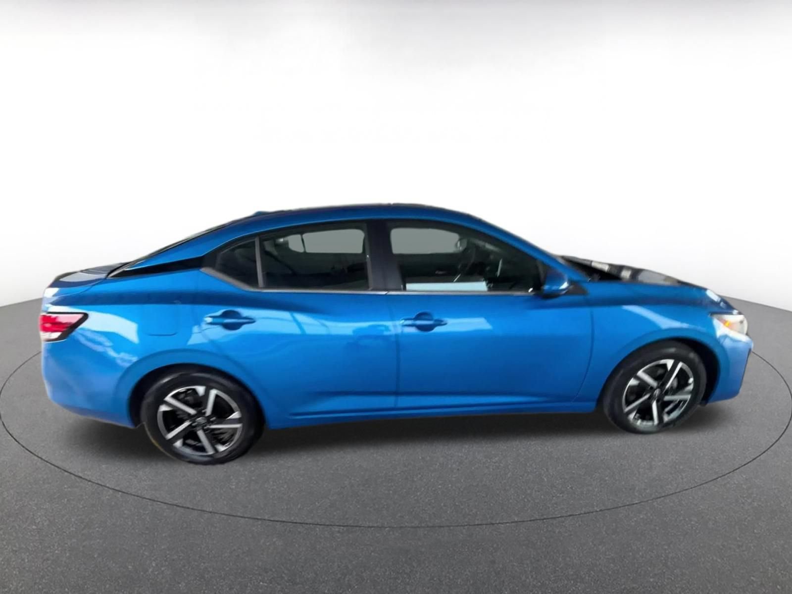 Thumbnail: 2025 Nissan Sentra - 16