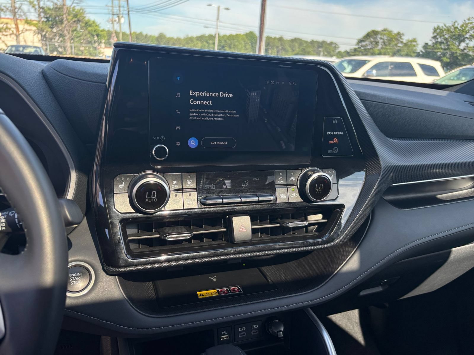 Thumbnail: 2025 Toyota Highlander - 20