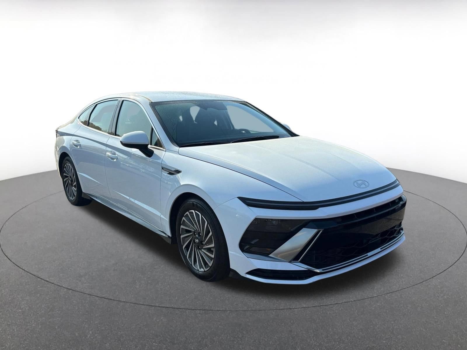 Thumbnail: 2025 Hyundai Sonata - 1