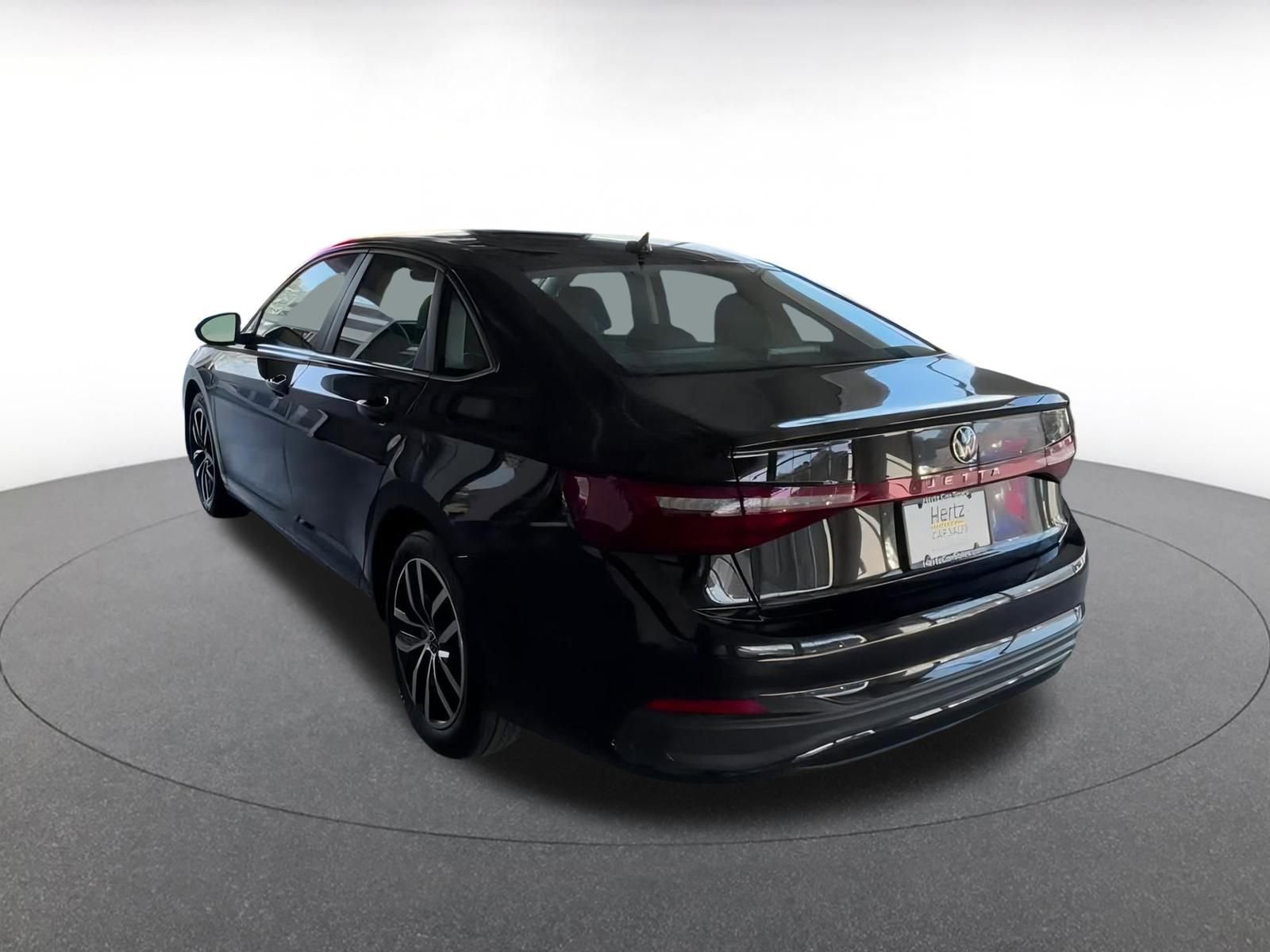 Thumbnail: 2025 Volkswagen Jetta - 10