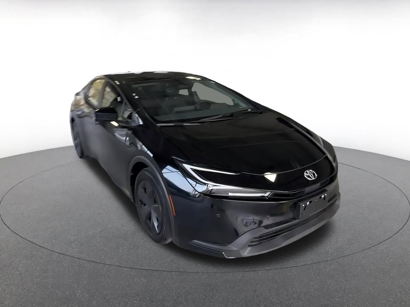 Thumbnail: 2025 Toyota Prius - 5