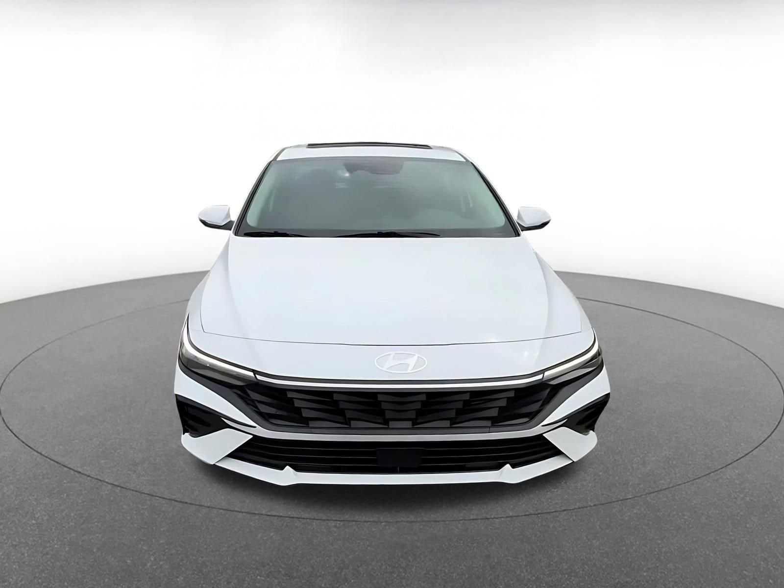 Thumbnail: 2025 Hyundai Elantra - 3