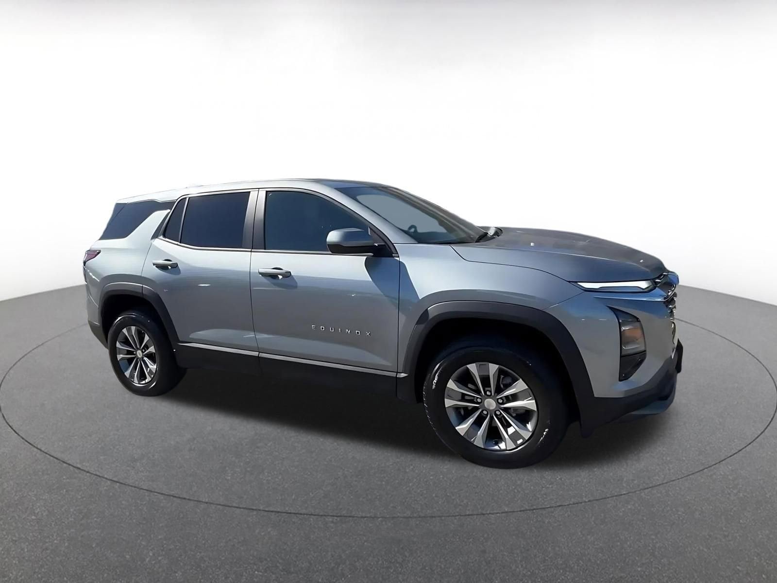 Thumbnail: 2025 Chevrolet Equinox - 2