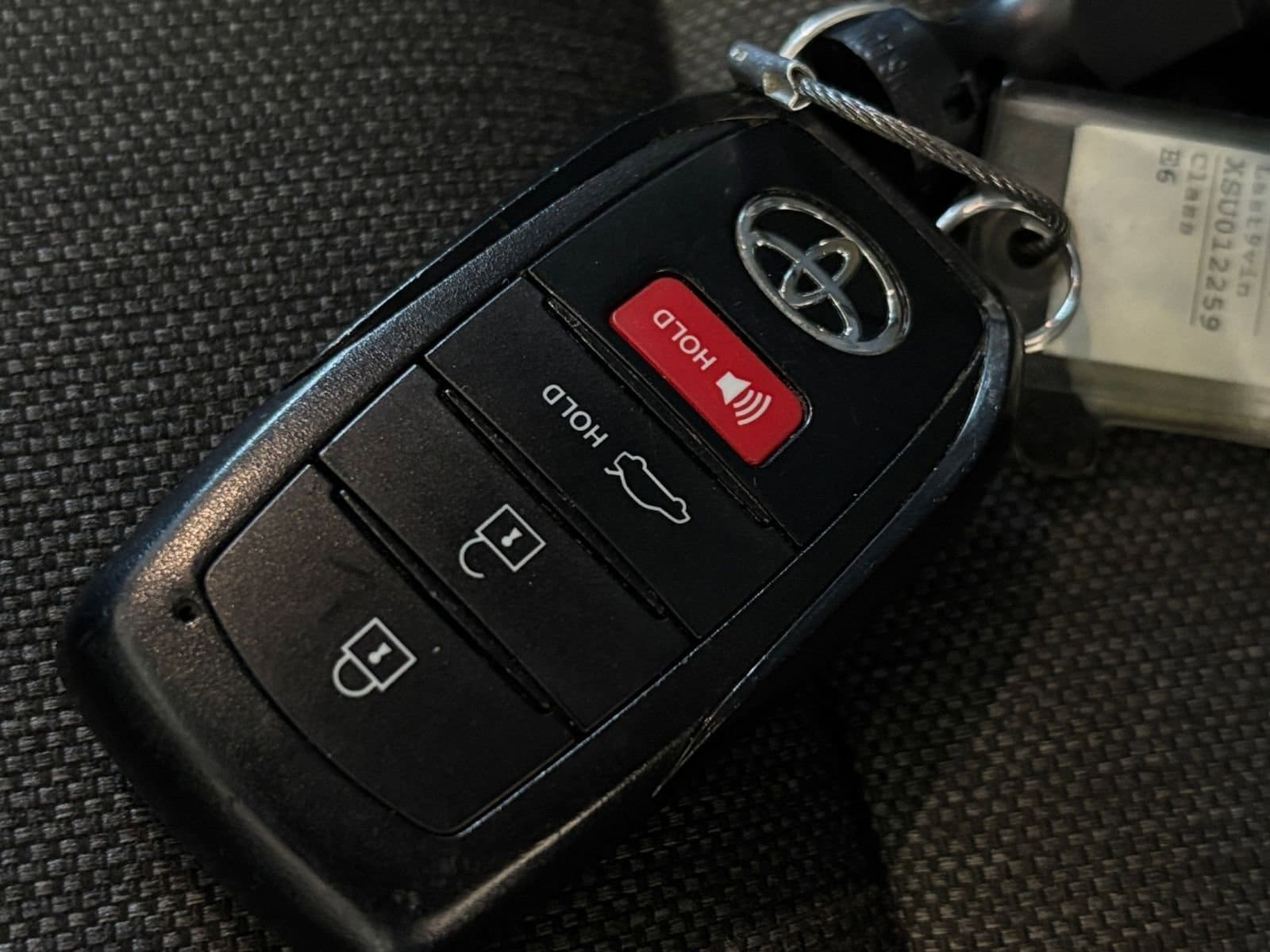 Thumbnail: 2025 Toyota Camry - 28