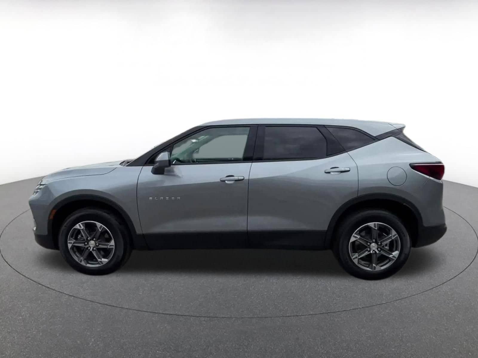 Thumbnail: 2025 Chevrolet Blazer - 12