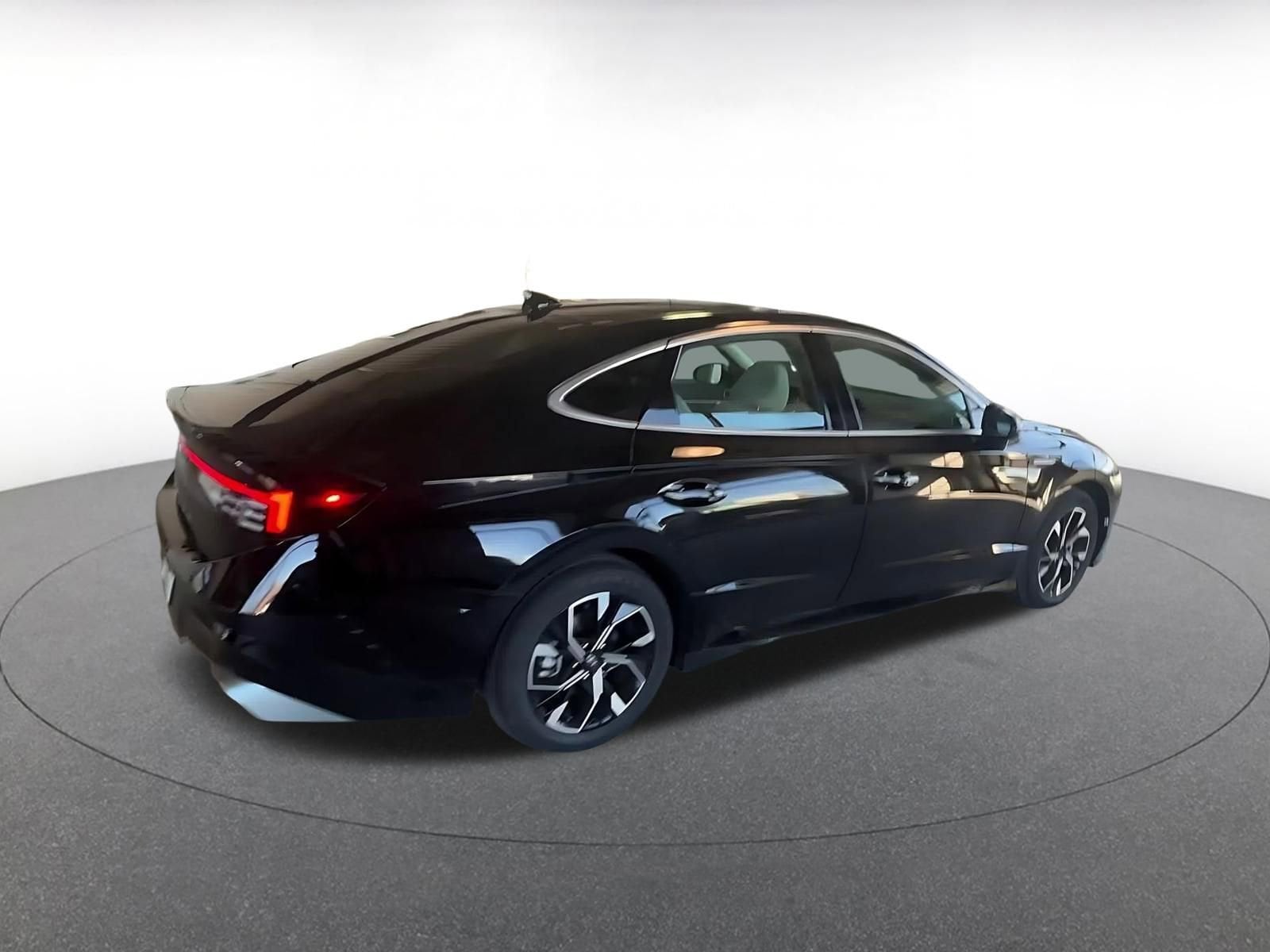 Thumbnail: 2025 Hyundai Sonata - 15