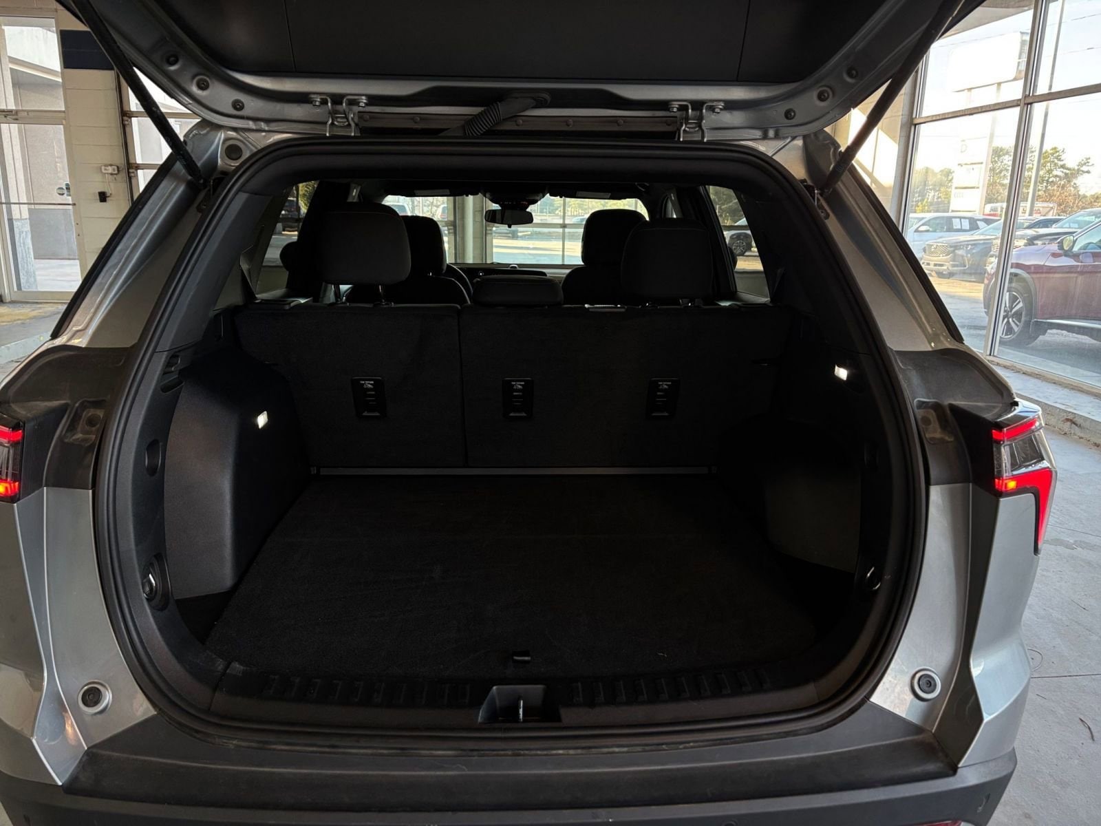 Thumbnail: 2025 Chevrolet Equinox - 30