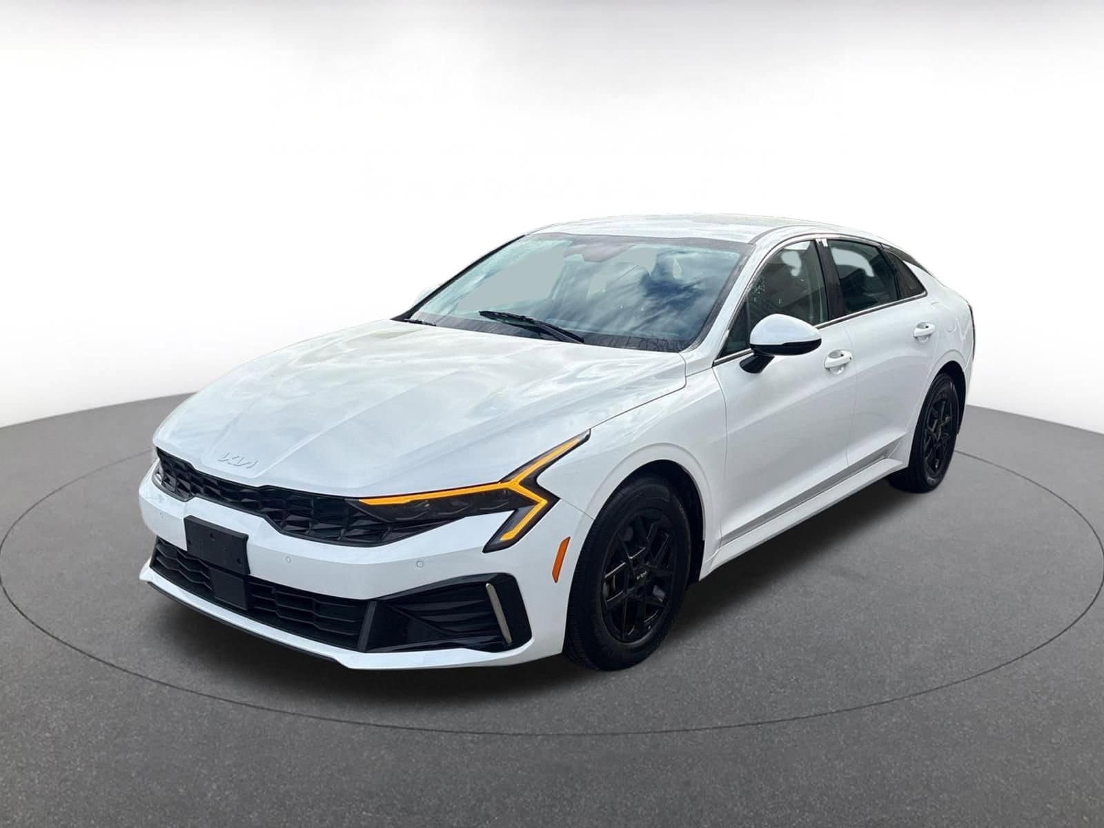 Thumbnail: 2025 Kia K5 - 8