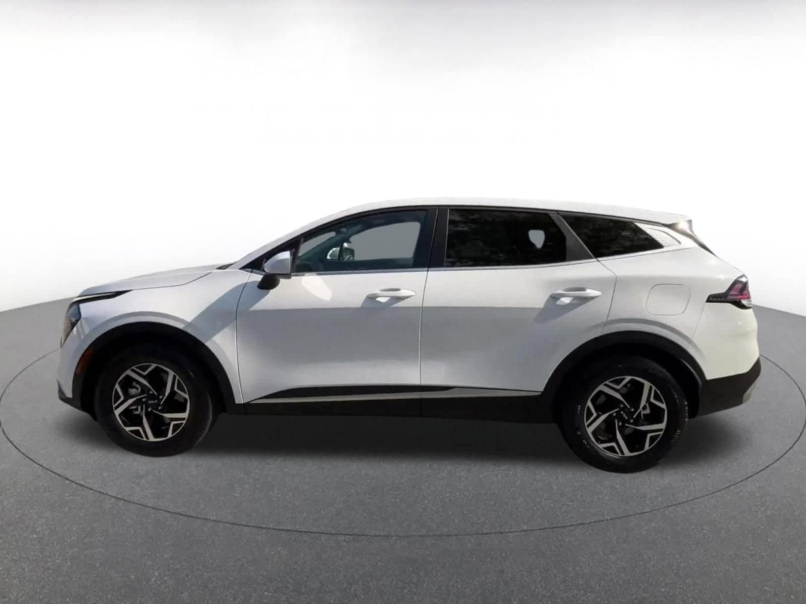 Thumbnail: 2025 Kia Sportage - 8
