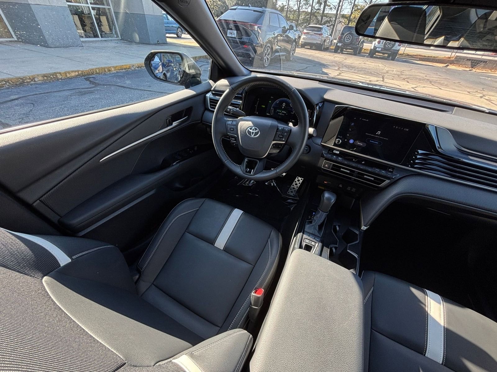 Thumbnail: 2025 Toyota Camry - 34