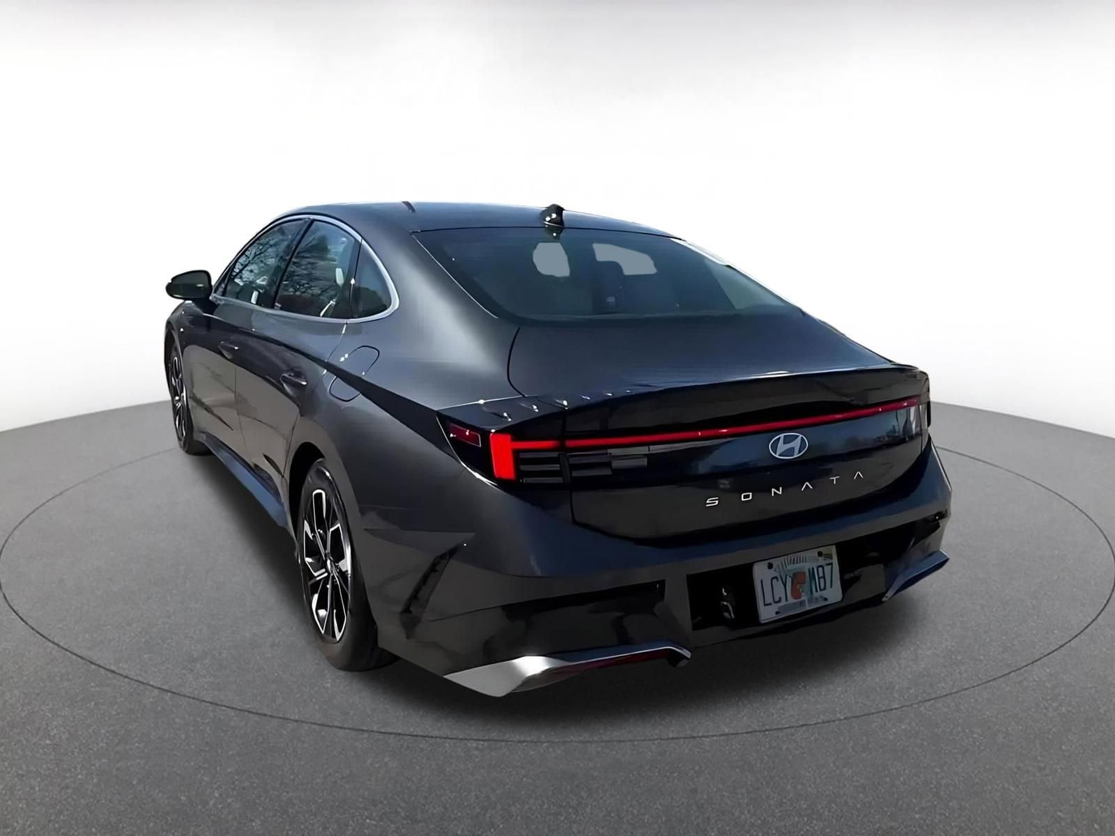 Thumbnail: 2025 Hyundai Sonata - 16