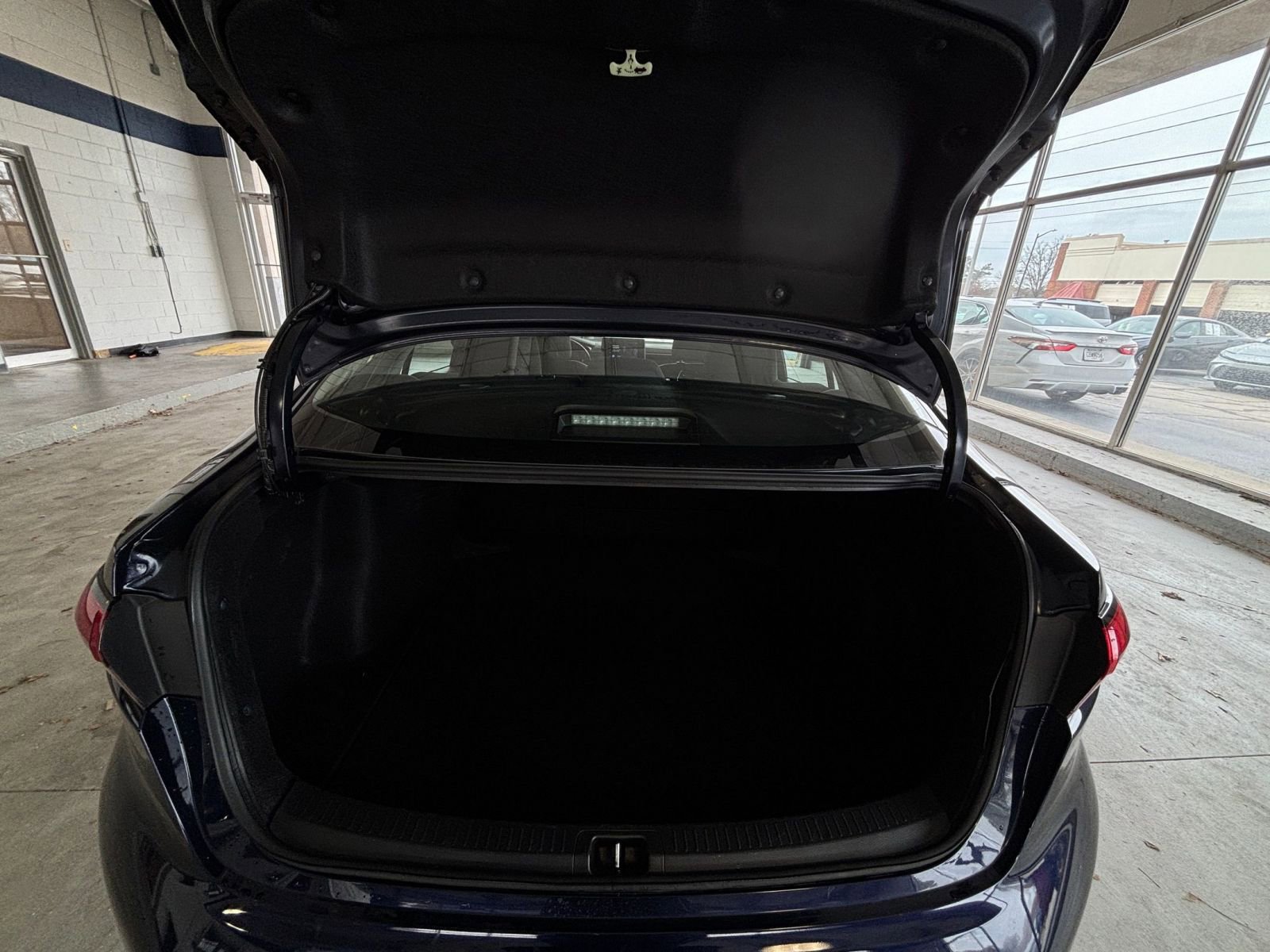 Thumbnail: 2025 Toyota Corolla - 30