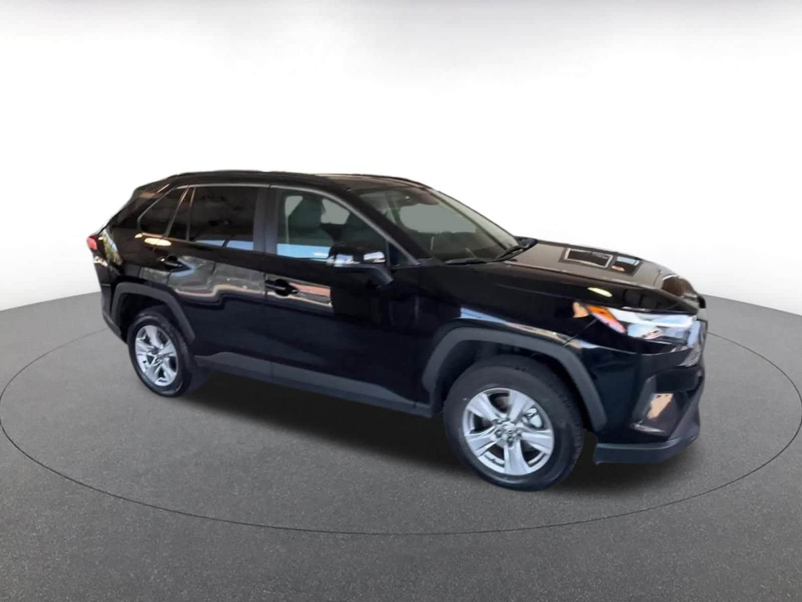 Thumbnail: 2025 Toyota RAV4 - 2