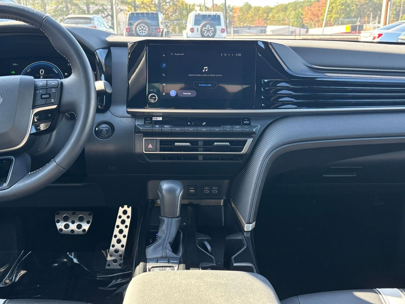 Thumbnail: 2025 Toyota Camry - 18