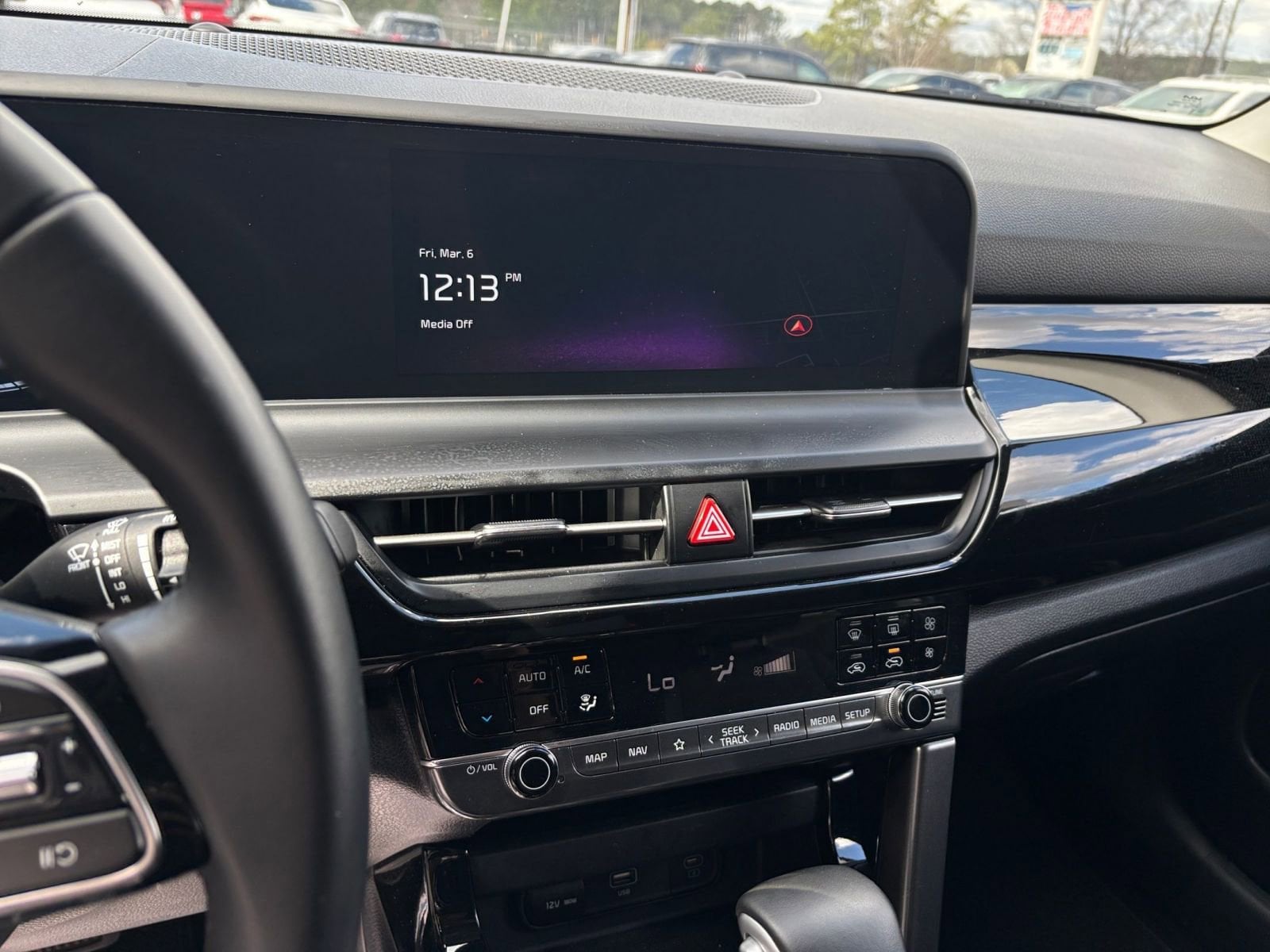 Thumbnail: 2025 Kia Seltos - 23