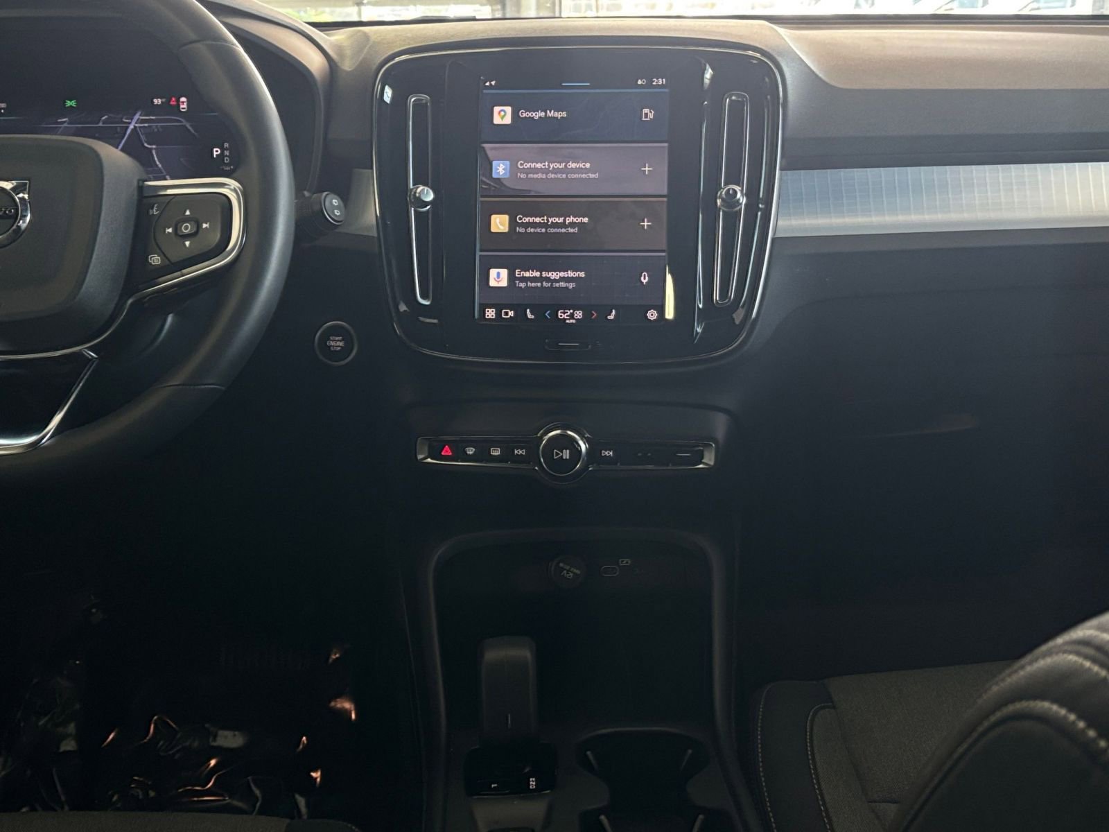 Thumbnail: 2024 Volvo XC40 - 18