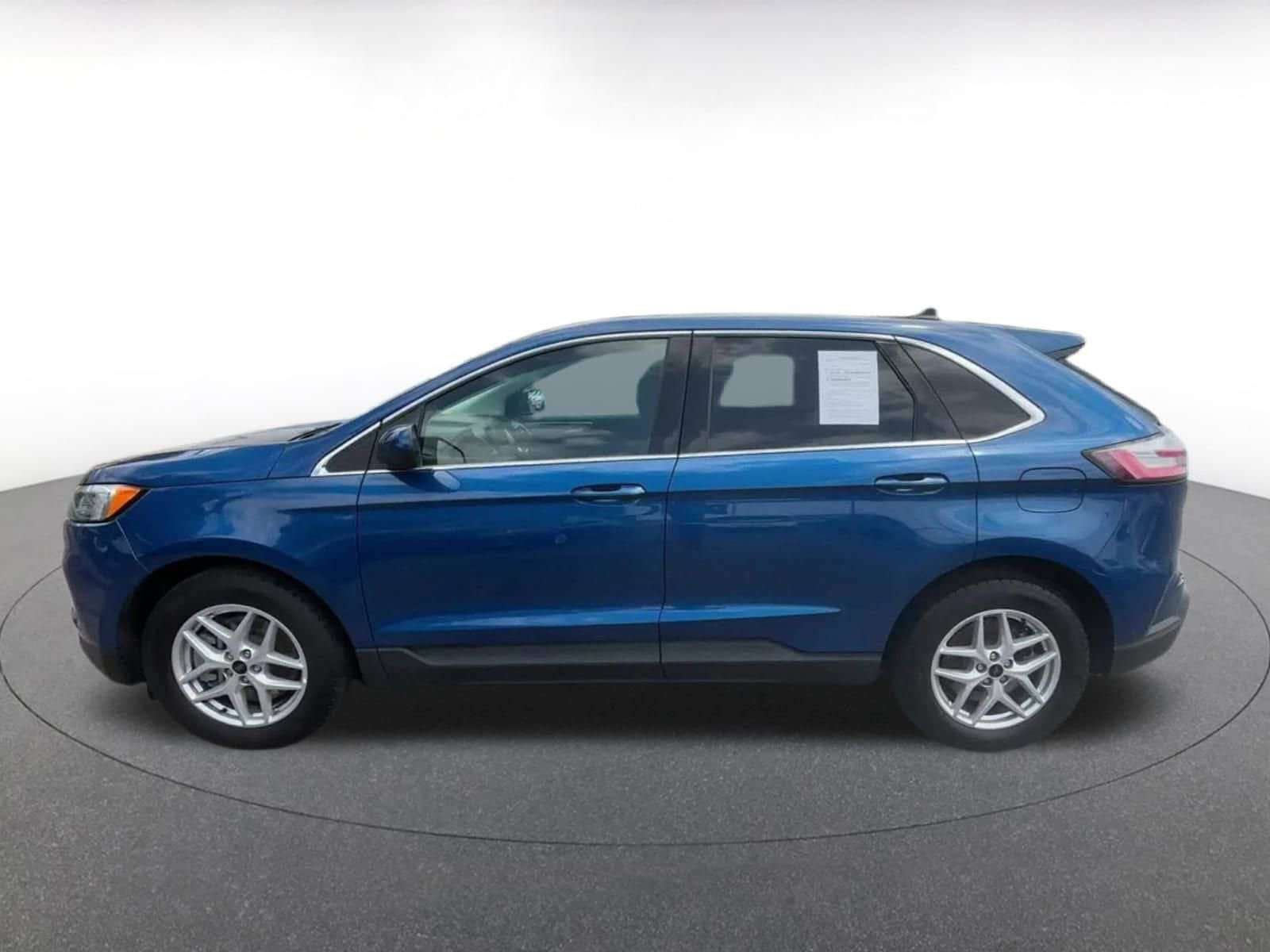 2024 Ford Edge SEL 8