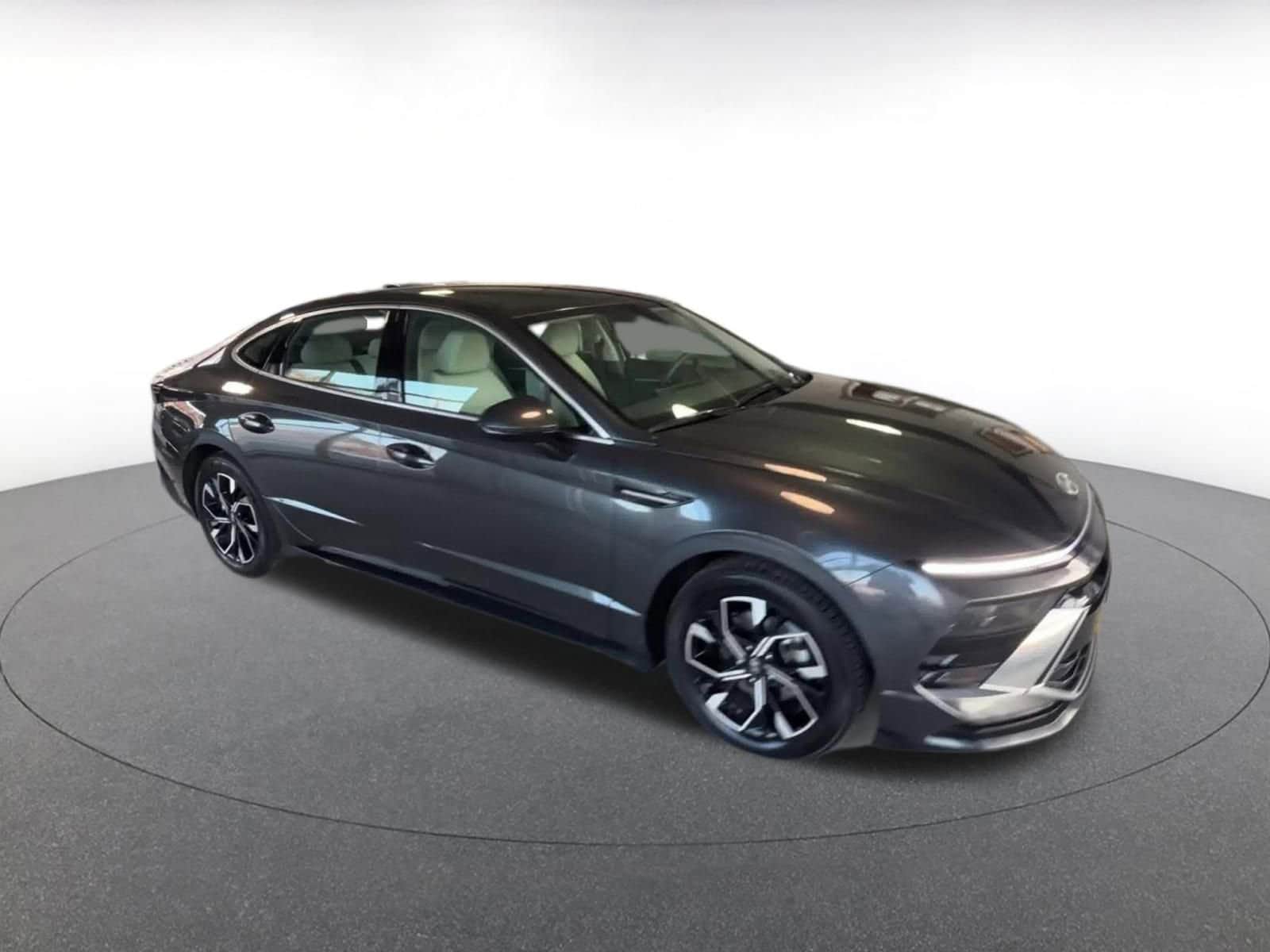 Thumbnail: 2025 Hyundai Sonata - 2