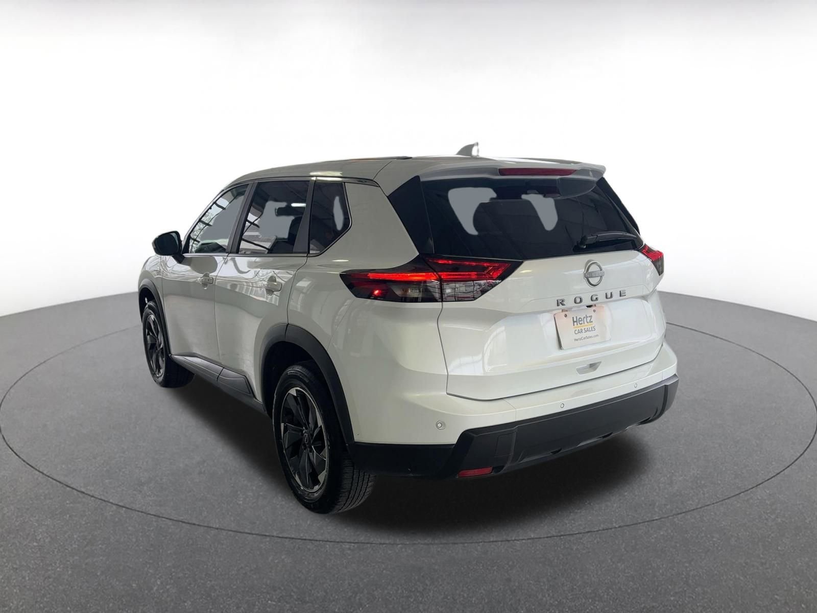 Thumbnail: 2025 Nissan Rogue - 13