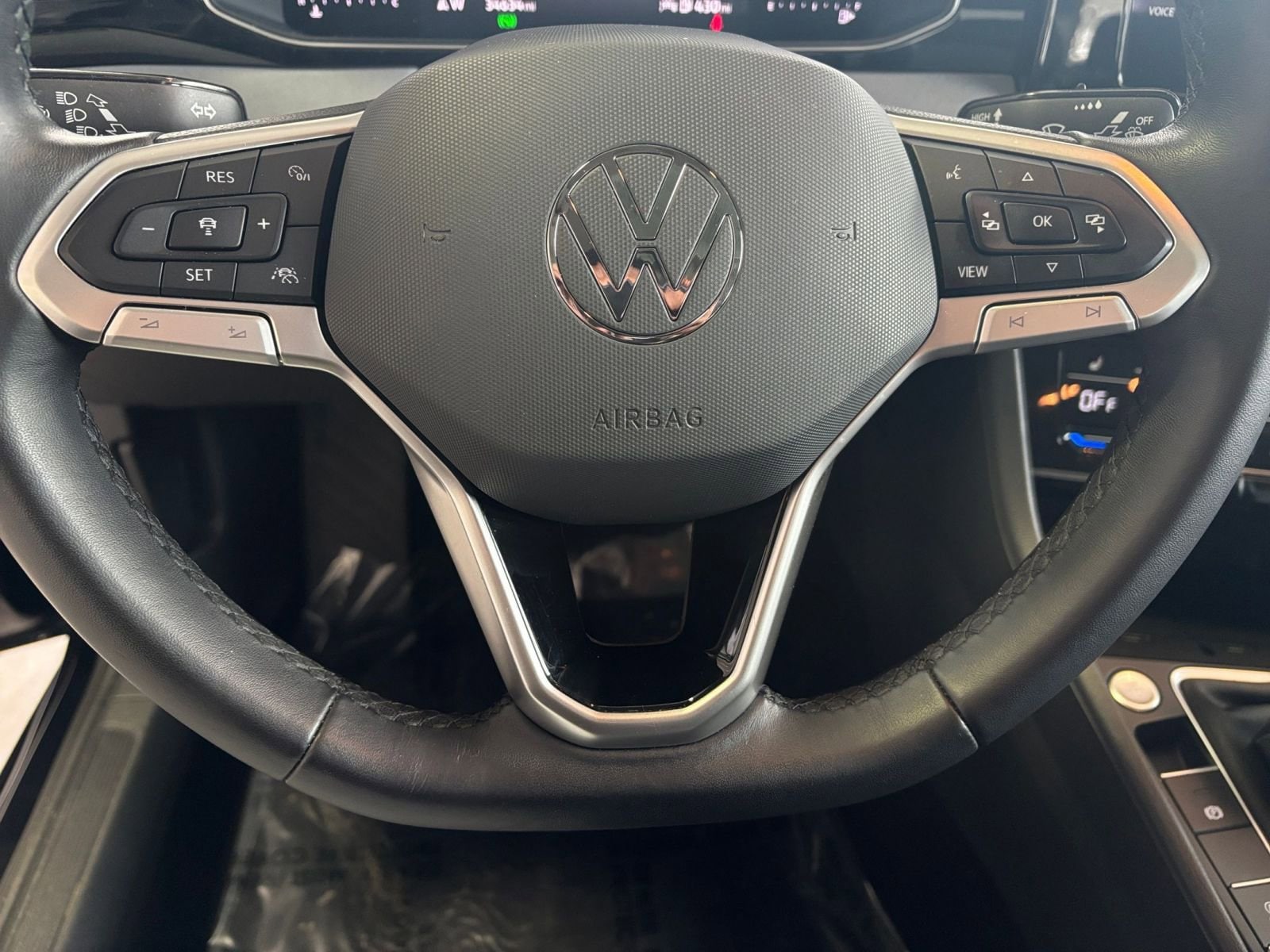 Thumbnail: 2025 Volkswagen Jetta - 28