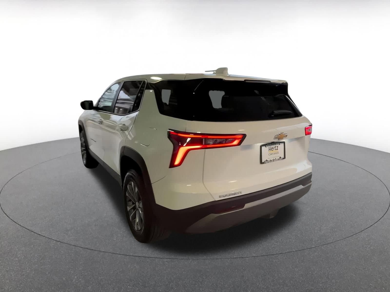 Thumbnail: 2025 Chevrolet Equinox - 11