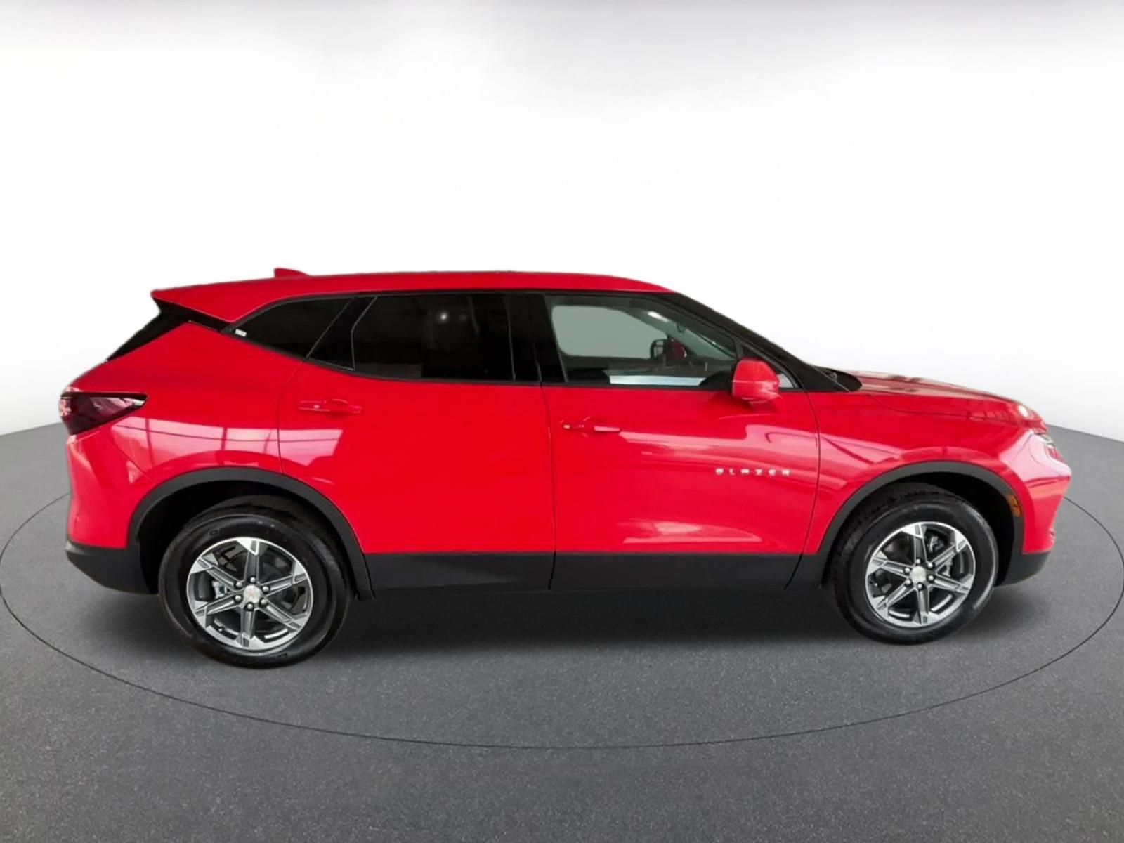 Thumbnail: 2025 Chevrolet Blazer - 15