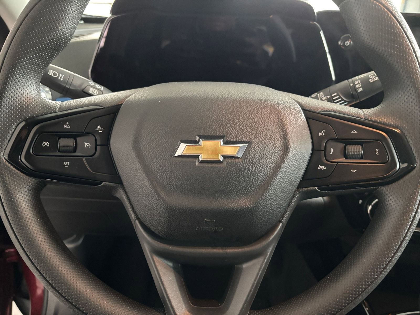 Thumbnail: 2025 Chevrolet Trax - 27