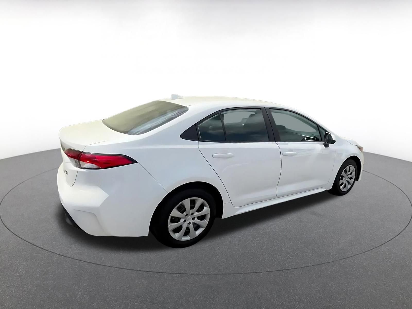 Thumbnail: 2025 Toyota Corolla - 16