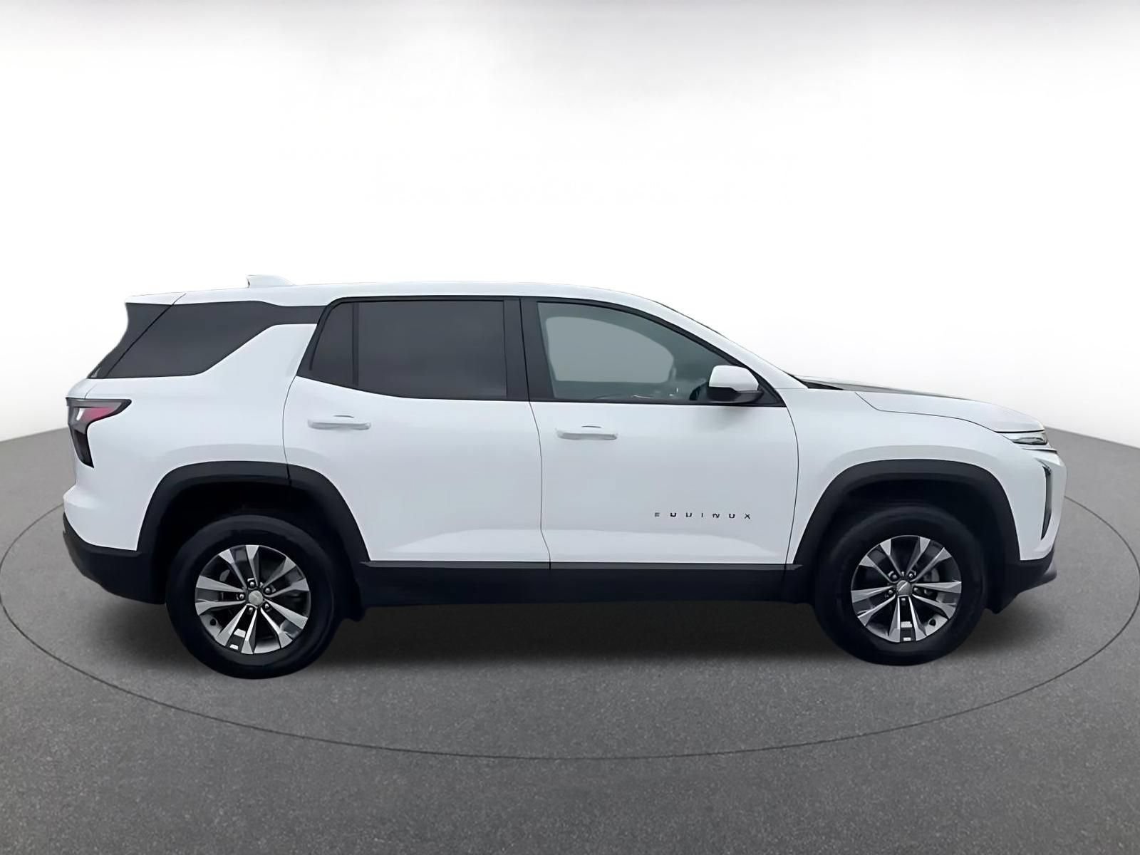 Thumbnail: 2025 Chevrolet Equinox - 15