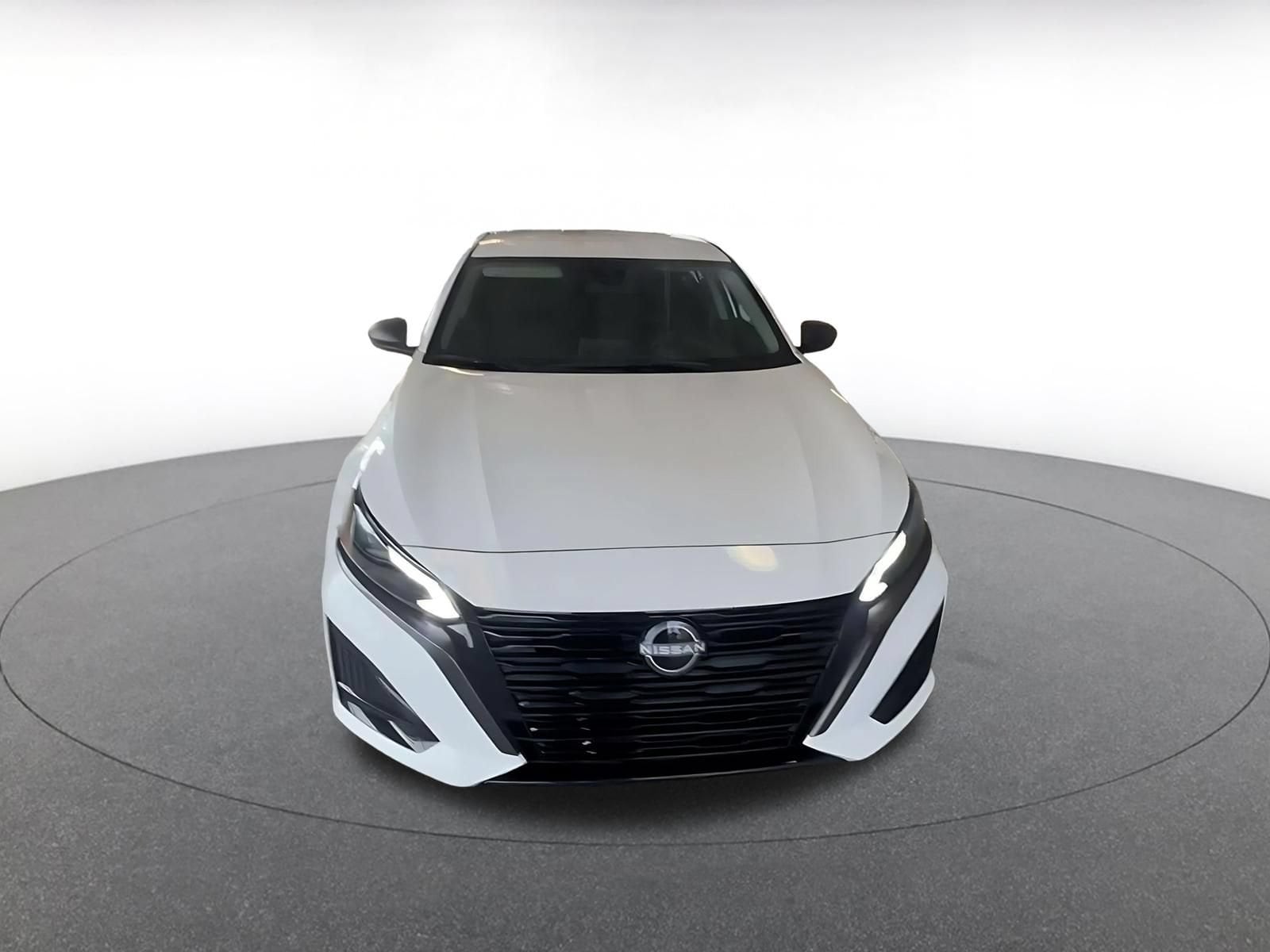 Thumbnail: 2026 Nissan Altima - 4