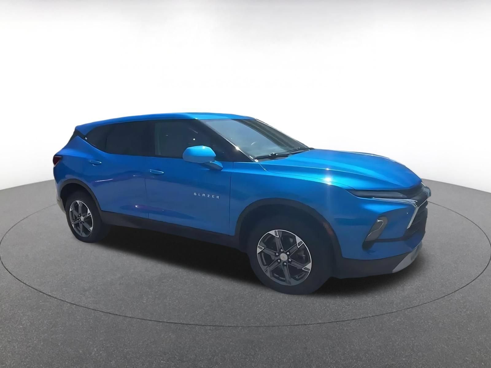 Thumbnail: 2025 Chevrolet Blazer - 2